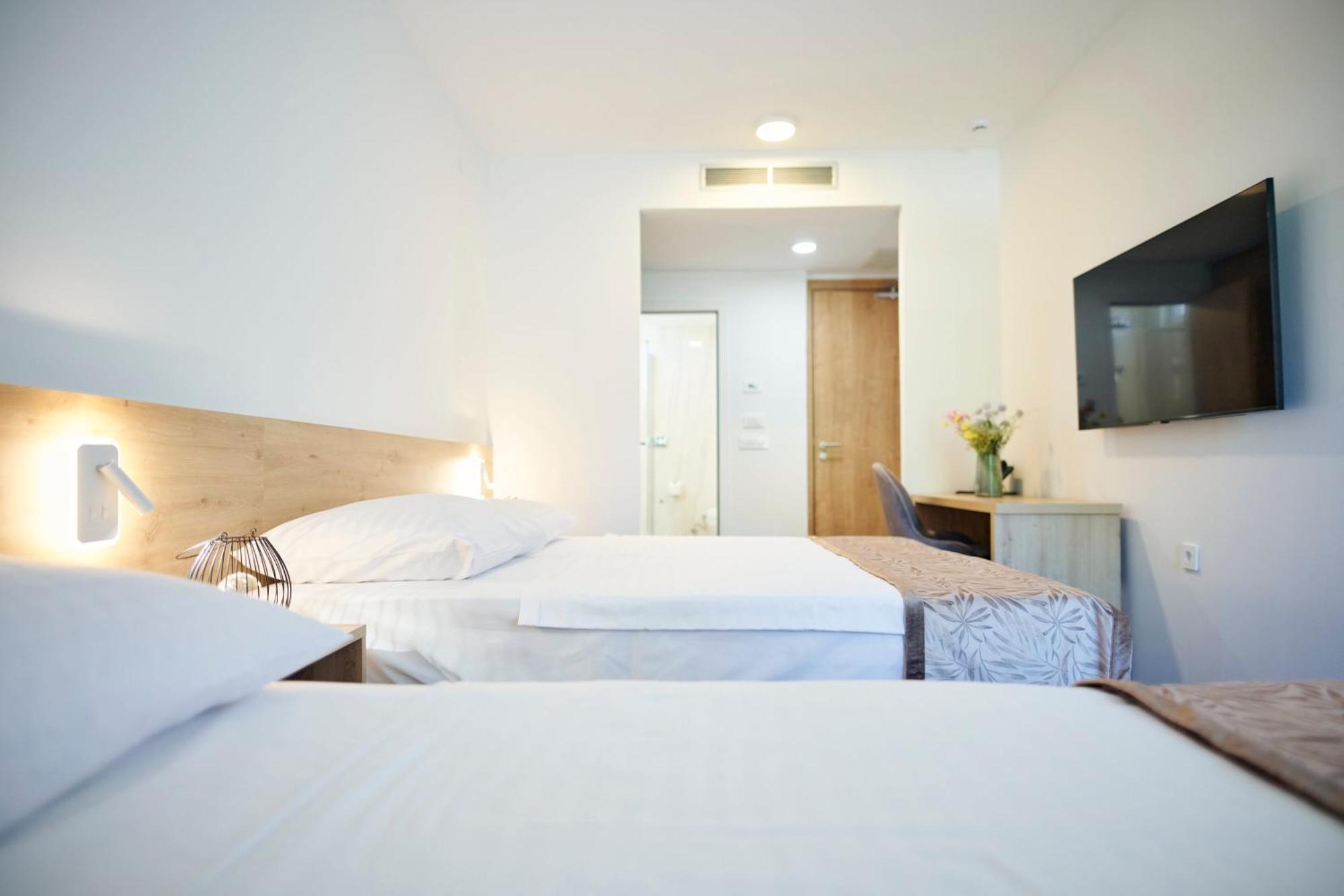 Colentum Resort Murter Cameră foto